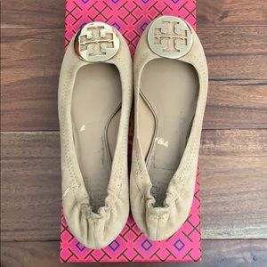 Tory Burch beige sz 5 with box